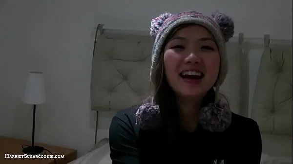 Asian teen Harriet Sugarcookie's 1st DP video Clip hàng đầu lớn